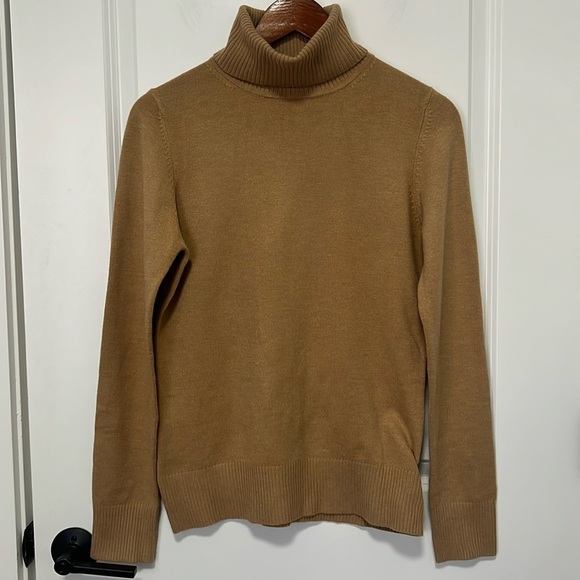 French Connection Sweaters - French Connection Womens Camel Long Sleeve Knitted Turtleneck Sweater size Large